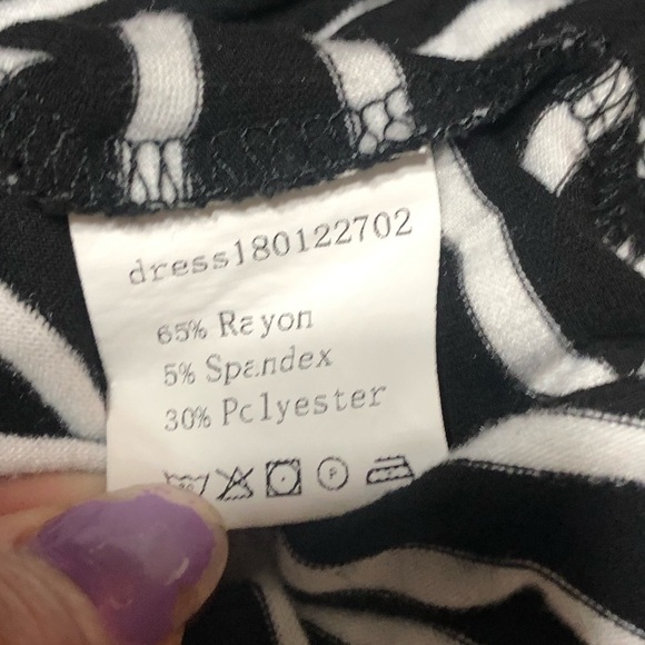 SHEIN Striped Ruffle Sleeve Dress Black White Size Small - Picture 7 of 8